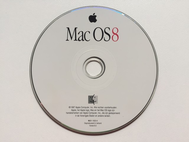 Mac OS 8.0 (CD) [nl_NL] (1997)