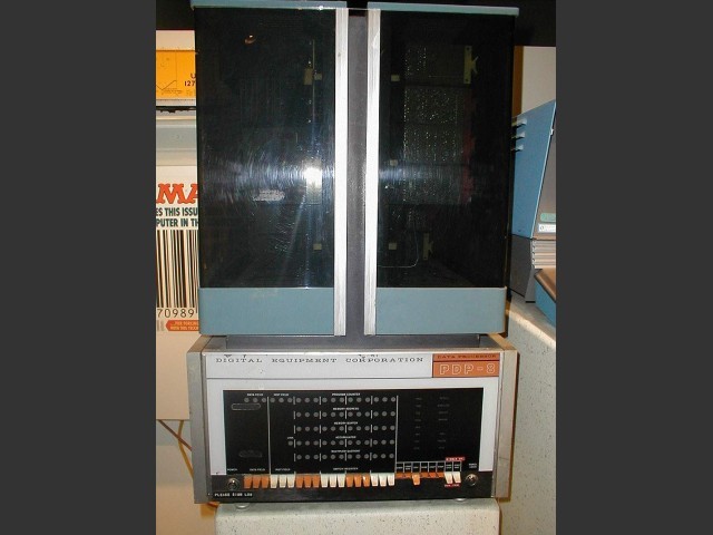 PDP-8 Simulator (1993)