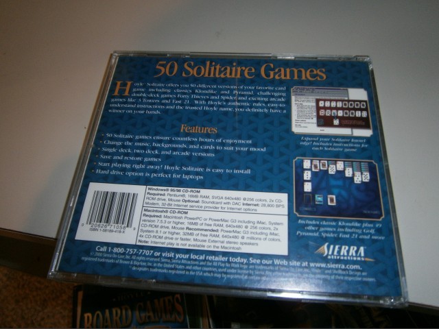 Hoyle Solitaire 2000 (2000)
