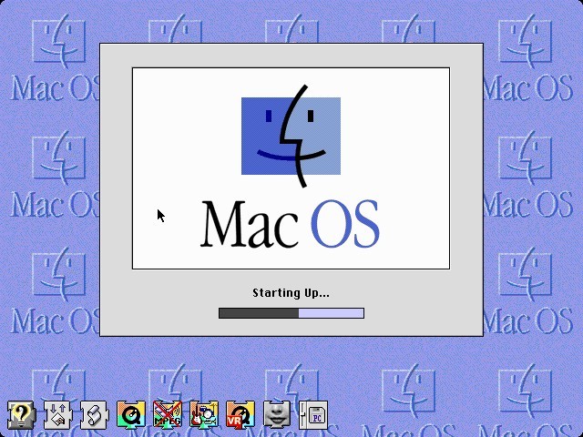 Mac OS 8.1 booting 
